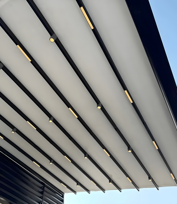 سقف متحرک پارچه ای